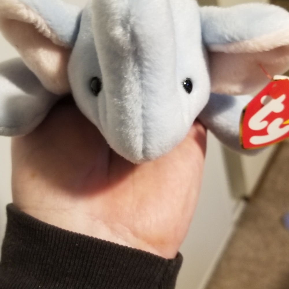Ty Beanie Baby - Peanut